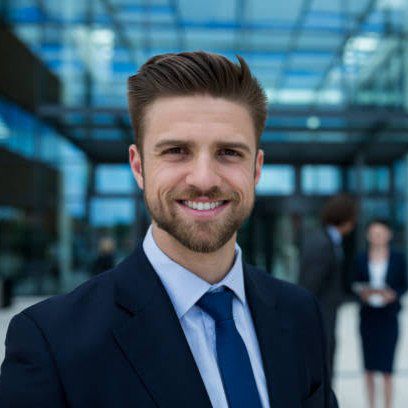 David, Manager at Crypto Universe